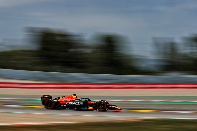 Horner: “Da sistemare alcune cose, ma occhio a Mercedes”