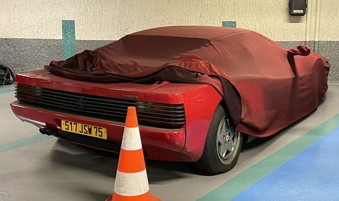 Ferrari Testarossa, all’asta dopo 20 anni di abbandono