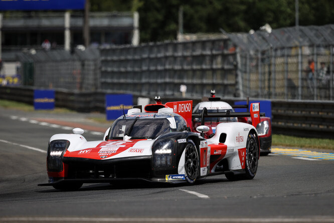 24 Ore Le Mans 2022: pole Toyota, Corvette e Porsche davanti a Ferrari