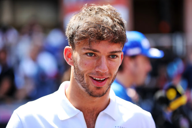 Gasly: “Rivalità con Ocon? Maturi e intelligenti per andare oltre”