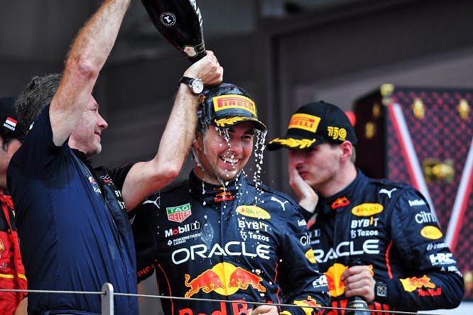 Horner: “Dobbiamo aiutare Perez”