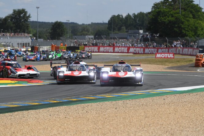 Verso Le Mans, la cattedrale della velocità: 24 ore aperte a tutto