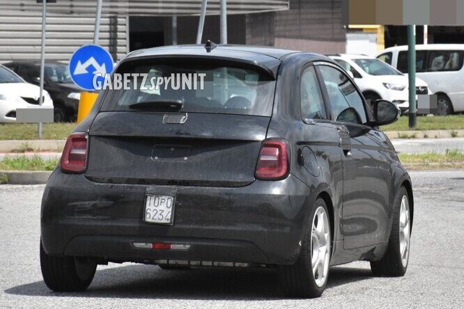 Abarth 500 elettrica, nuovi test su strada