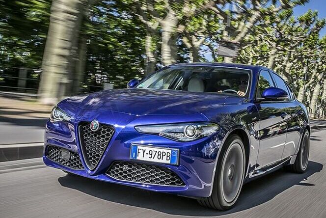 Alfa Romeo al vertice dei marchi premium lontano dall’Italia