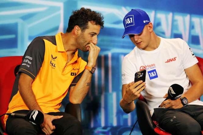 Steiner conferma: “Ci sono stati contatti con Ricciardo”