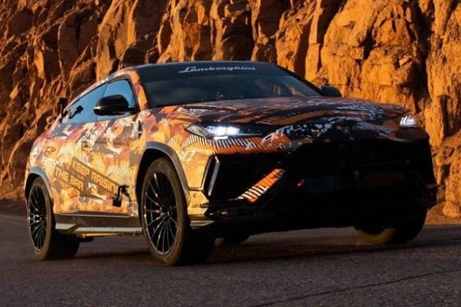 Lamborghini Urus, sfida a Pikes Peak