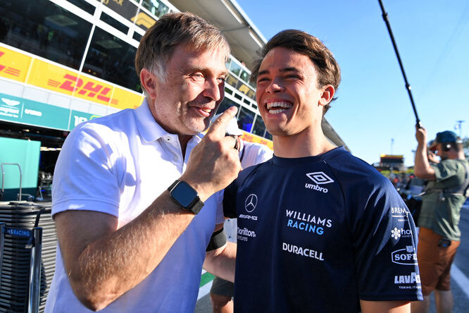 Russell: “De Vries meglio di me in Bahrain nel 2020”