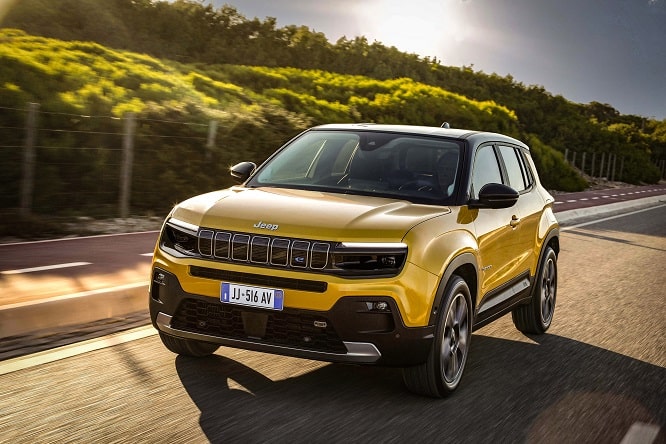 Avenger, la prima elettrica Jeep debutta a Parigi