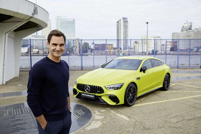 Mercedes, una vettura tributo per il grande Roger Federer