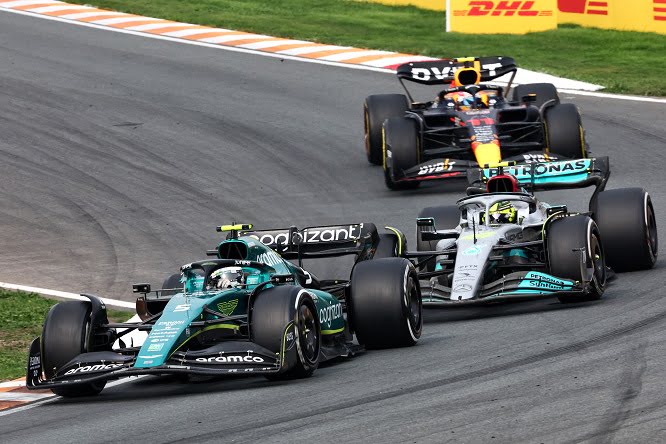 Vettel e il ‘blocco’ ad Hamilton: via radio era stato avvertito