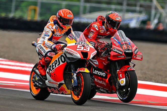 MotoGP / Marquez: “Bagnaia? Non volevo rischiare di farlo cadere”