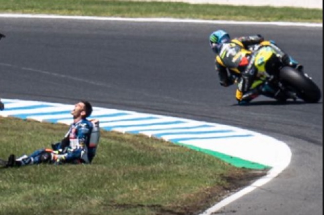 Moto2 / Incidente Navarro, l’incredibile difesa del direttore di gara