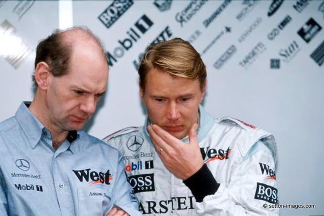 Hakkinen elogia Newey: “Nuovi regolamenti, altro titolo”