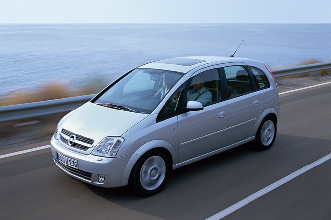 Opel Meriva, la monovolume tedesca compie 20 anni