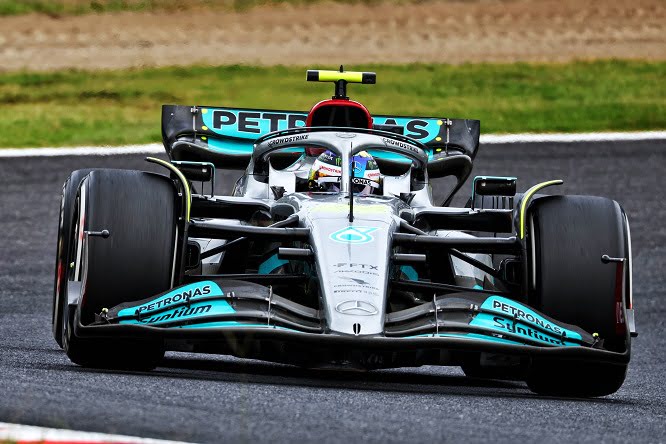 Mercedes W13 bassa oltremisura, Elliott: “Spinto troppo”