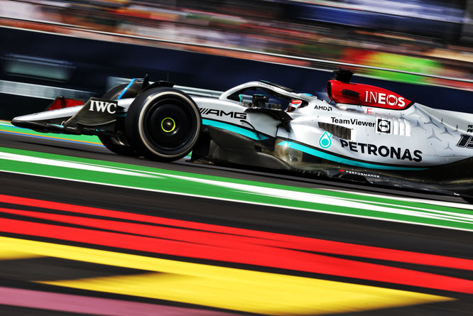 Binotto: “Mercedes potrebbe aver perso le ultime gare per le gomme sbagliate”