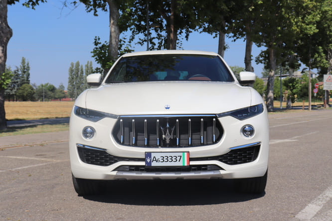 Maserati Levante GT Hybrid frontale