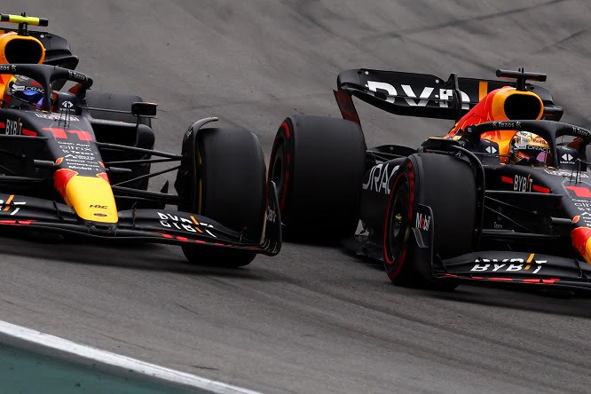 Verstappen contro Perez, Stuck rivela: “Ecclestone avrebbe licenziato Max”