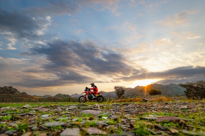 Dakar 2023 / Moto, Tappa 2: Klein vince nonostante la penalità