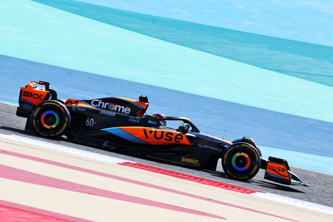 La McLaren introduce la tecnologia degli sponsor digitali