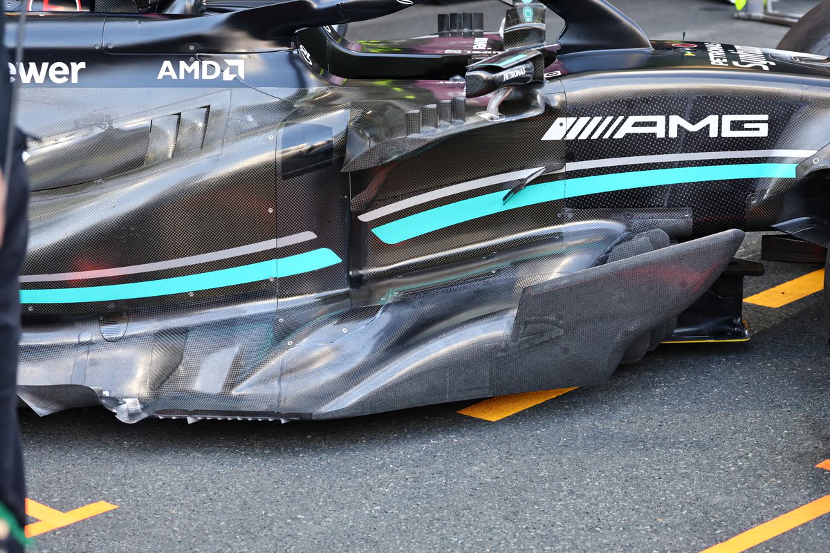https://storage.googleapis.com/fp-media/1/2023/03/F1-Mercedes-W14-Jeddah-2023.jpg