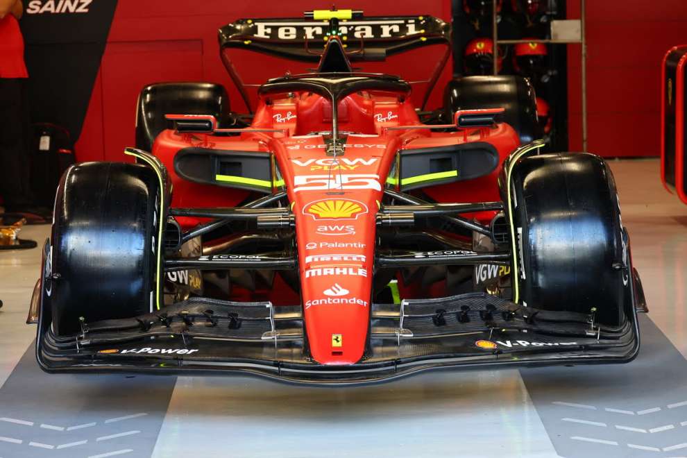 F1 / Ferrari: perché non riesce a esprimere in pista le prestazioni che vede al simulatore?