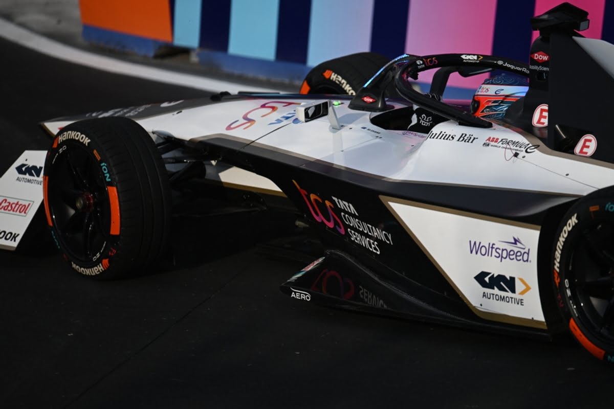 Mitch Evans guida la Jaguar Formula E Gen3