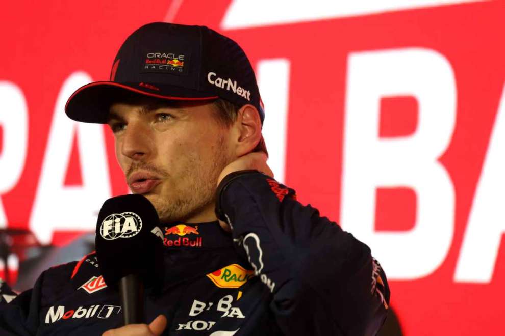 Verstappen fermato dal mal di stomaco: arriverà a Gedda venerdì