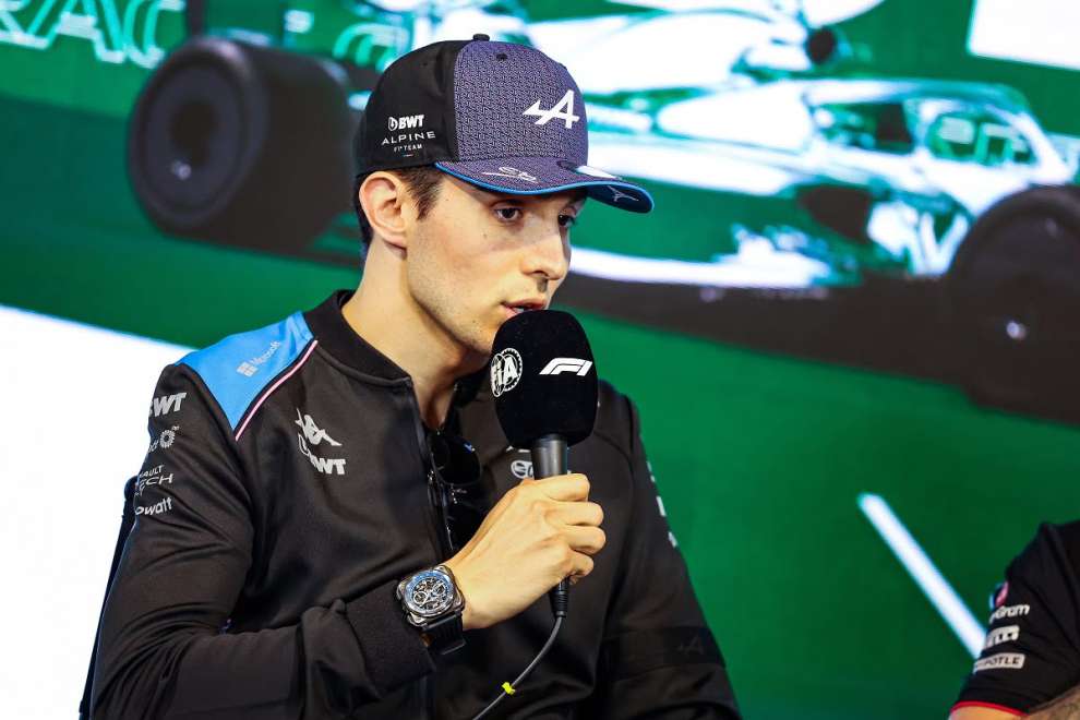 Ocon in conversation with the FIA ​​after the events in Bahrain