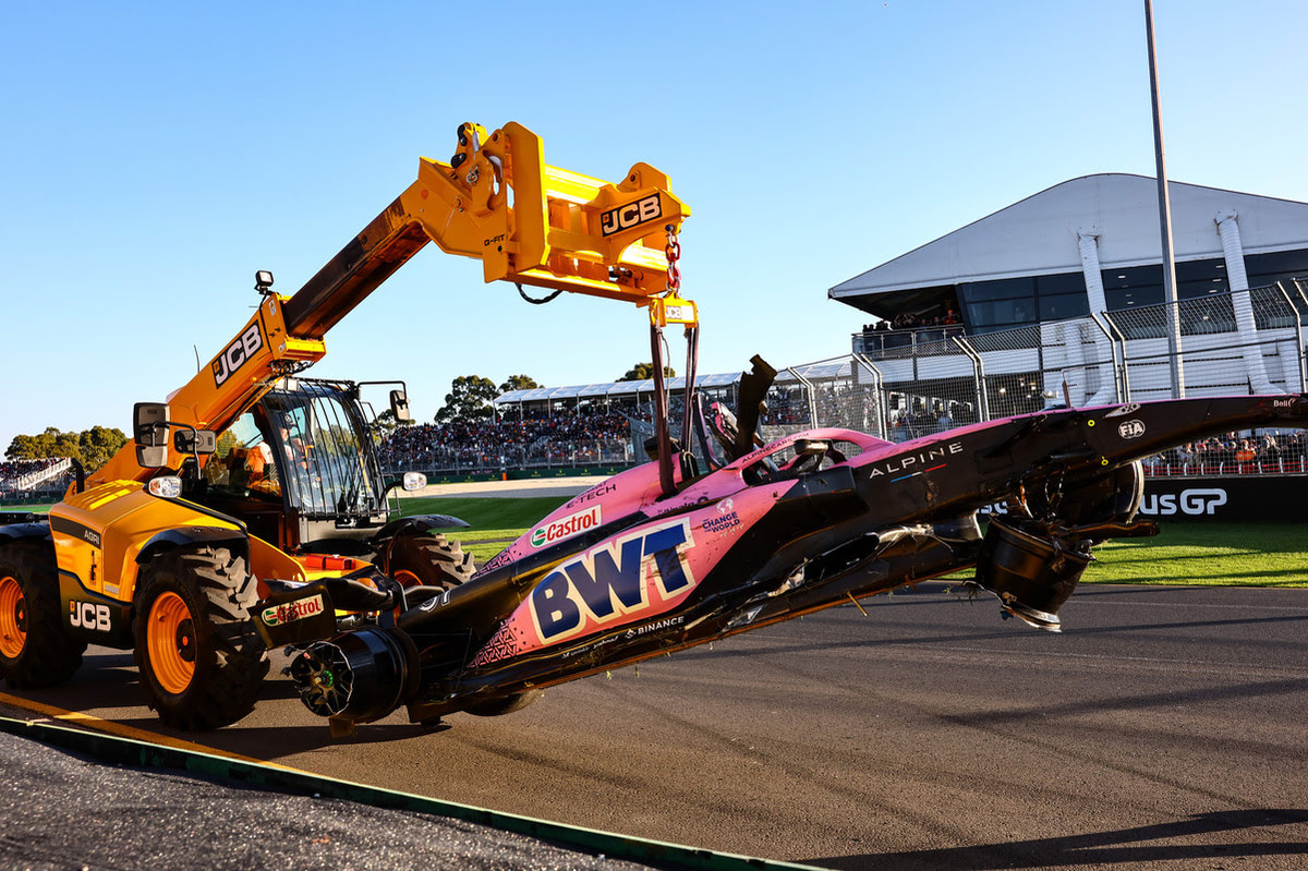 La Alpine di Gasly dopo l'incidente in Australia