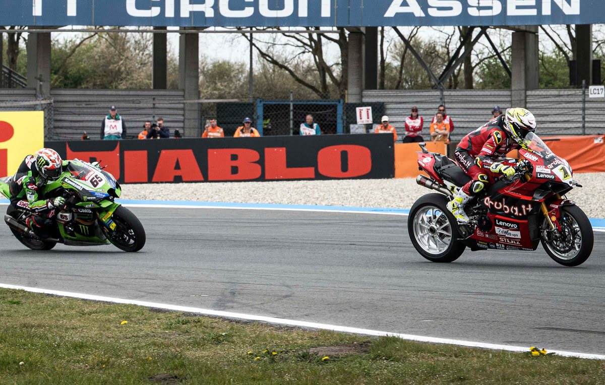 Bautista re di Assen in Superbike