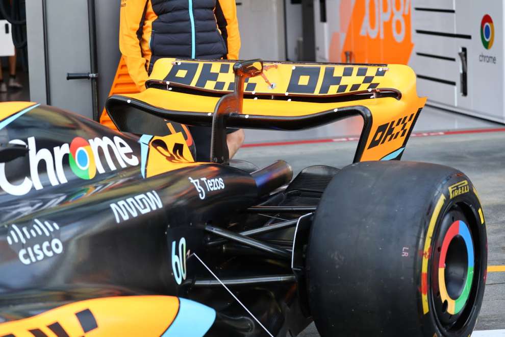 Aggiornamenti McLaren: cofano stretto e test sul fondo