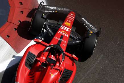 Leclerc in pole position a Baku con la Ferrari