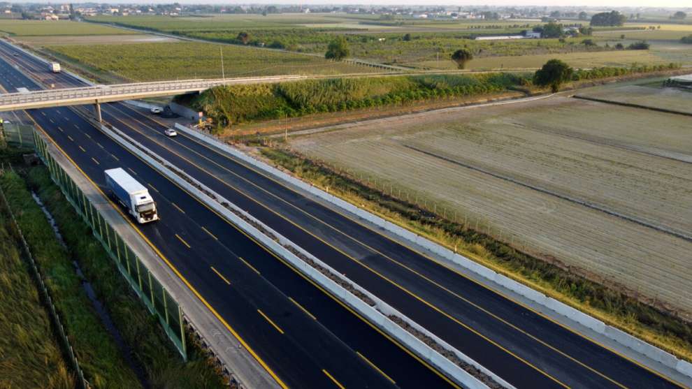 Emilia-Romagna, la A14 riapre le tre corsie