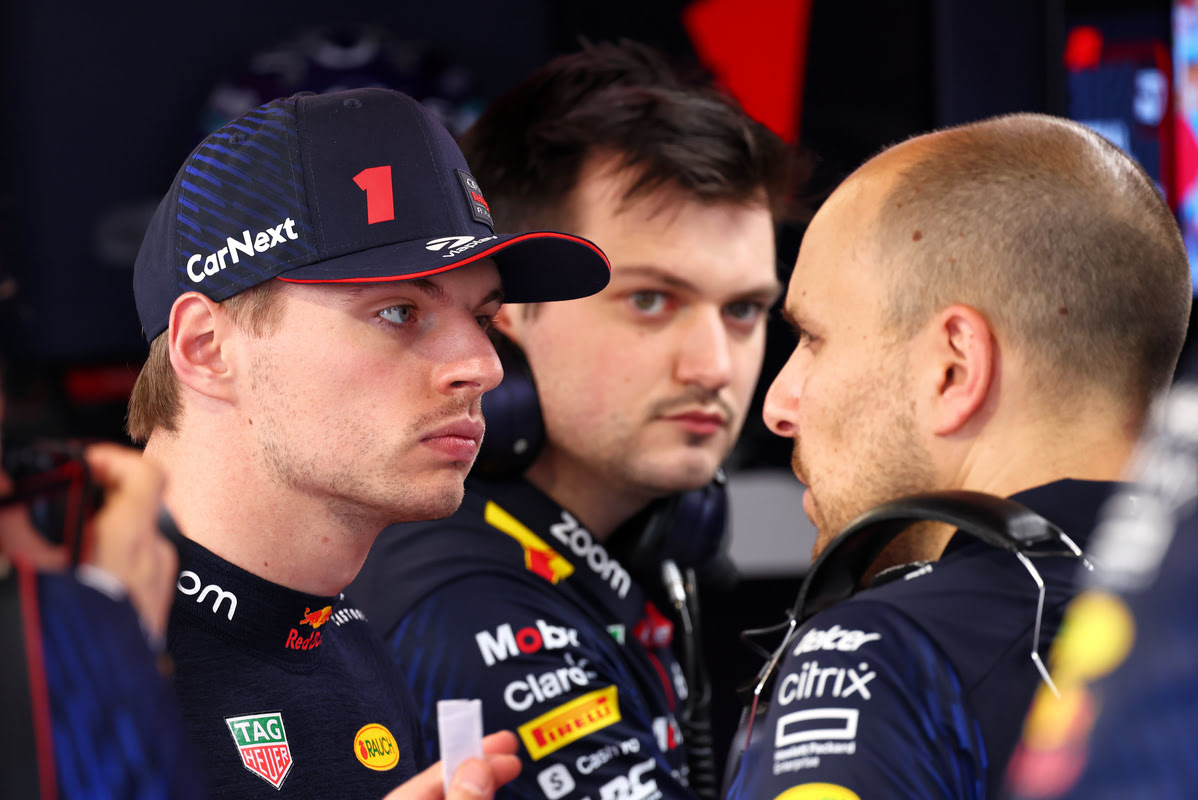 Verstappen e Lambiase a colloquio