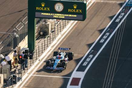 Ocon Pit Lane Baku