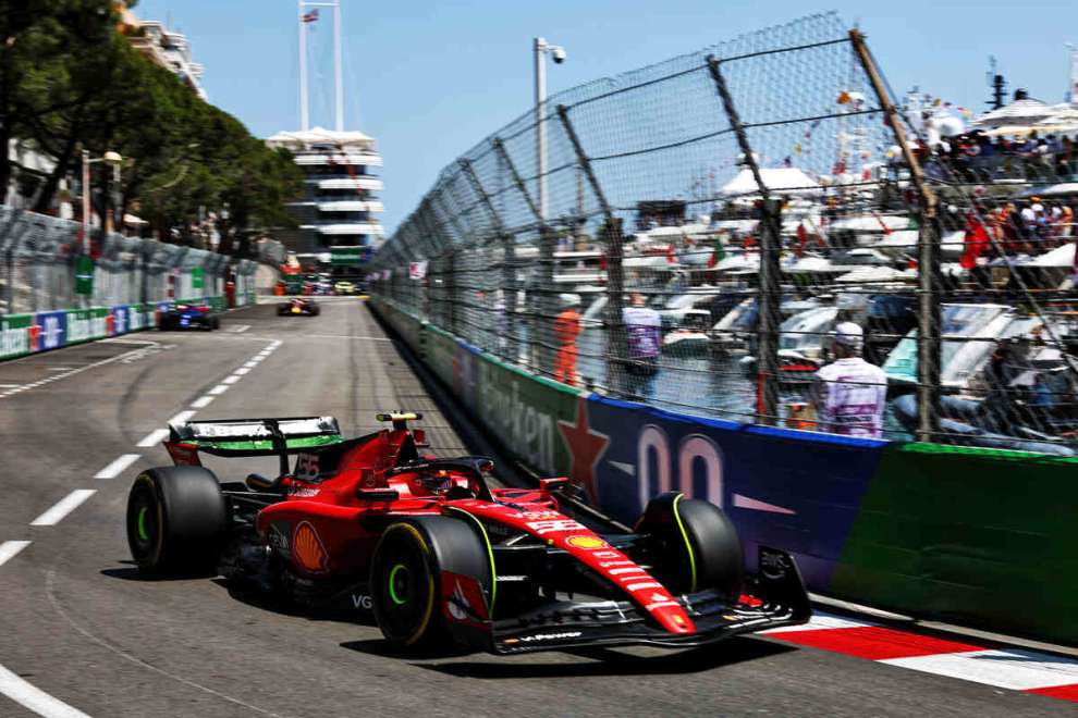 F1 / GP Monaco 2023 – Classifica PL1: Sainz batte Alonso, Verstappen 6° dietro Leclerc