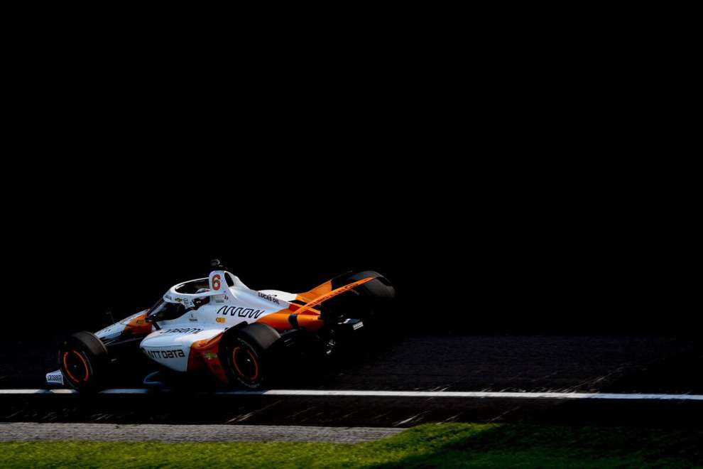 Indy 500, Qualifiche Day-1: Rosenqvist il più veloce, vola l’Arrow McLaren