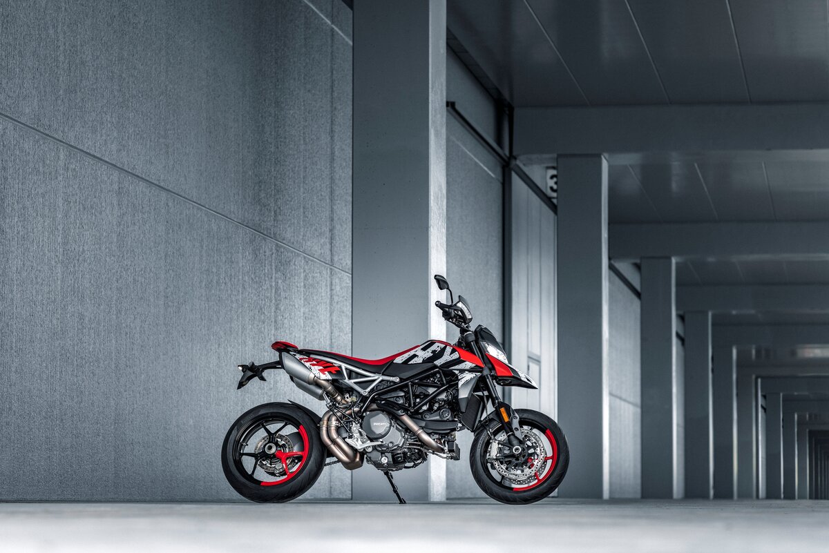 Ducati Hypermotard 950 RVE, le novità 2024