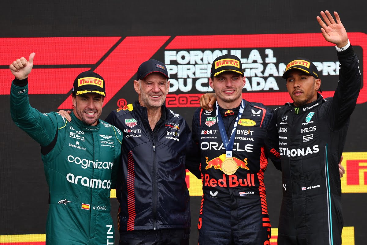 HamiltonVerstappenAlonso, epic podium between respect and laughter