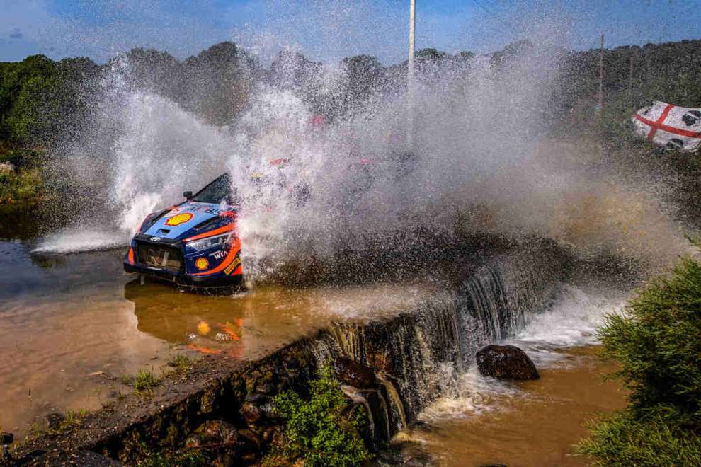 WRC / Thierry Neuville vince il Rally di Sardegna 2023