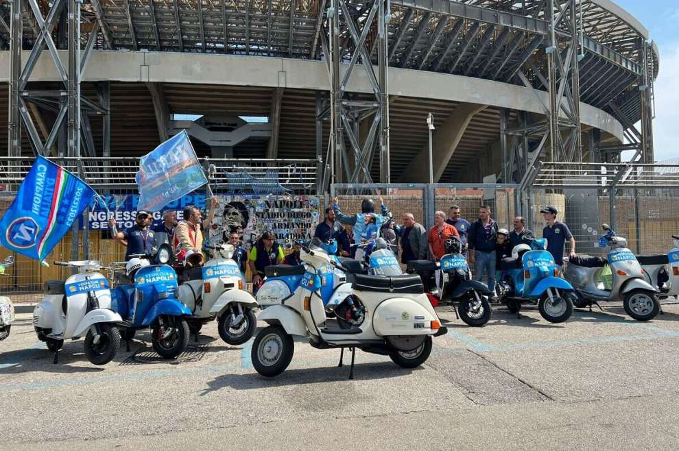 Da Milano a Napoli con la Vespa di Maradona