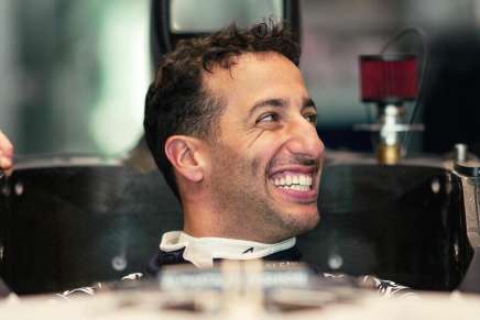 Ricciardo AlphaTauri Prova Sedile