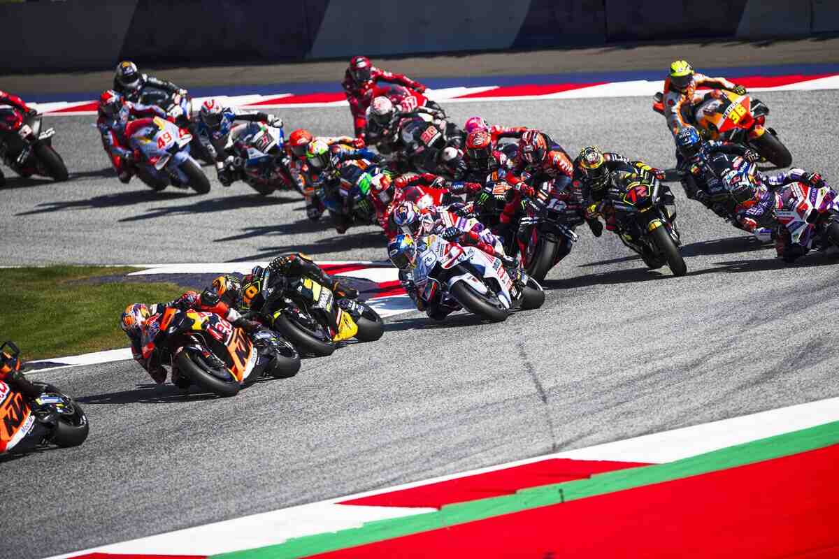 Partenza Sprint Austria MotoGP