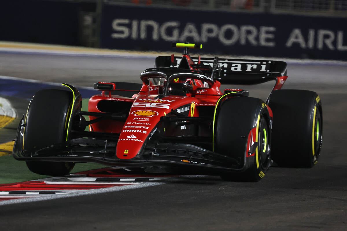 Sainz Singapore Ferrari