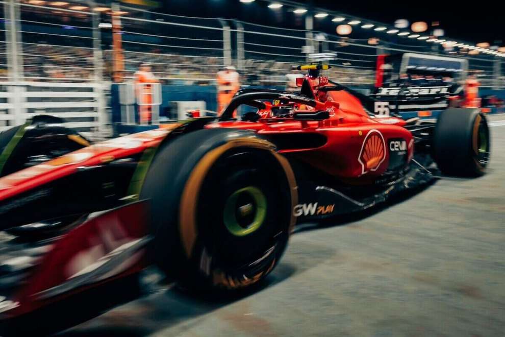 F1 / GP Singapore 2023 – Classifica PL2: Sainz suggella il venerdì perfetto della Ferrari