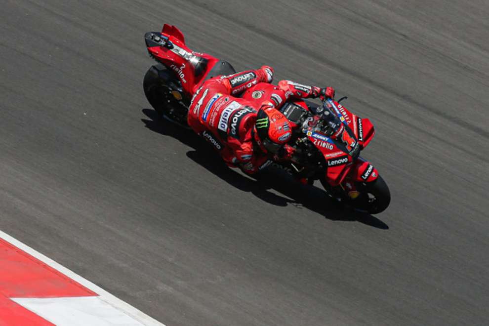 MotoGP / GP Indonesia 2023, ordine d’arrivo: Bagnaia risorge, Martin ko