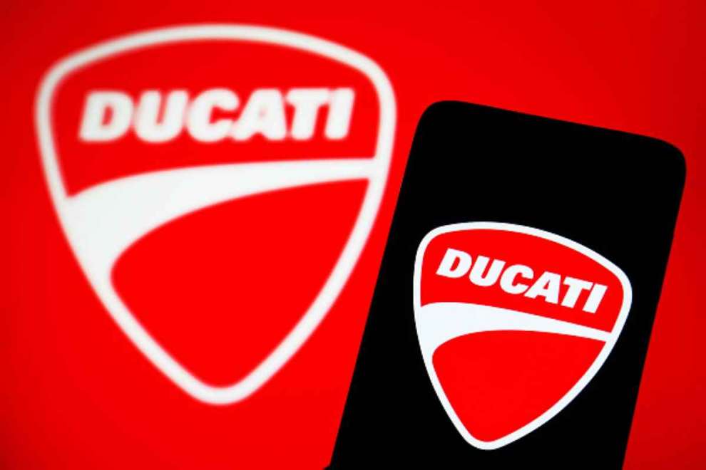 Ducati entra nel Motocross: Tony Cairoli sarà il collaudatore