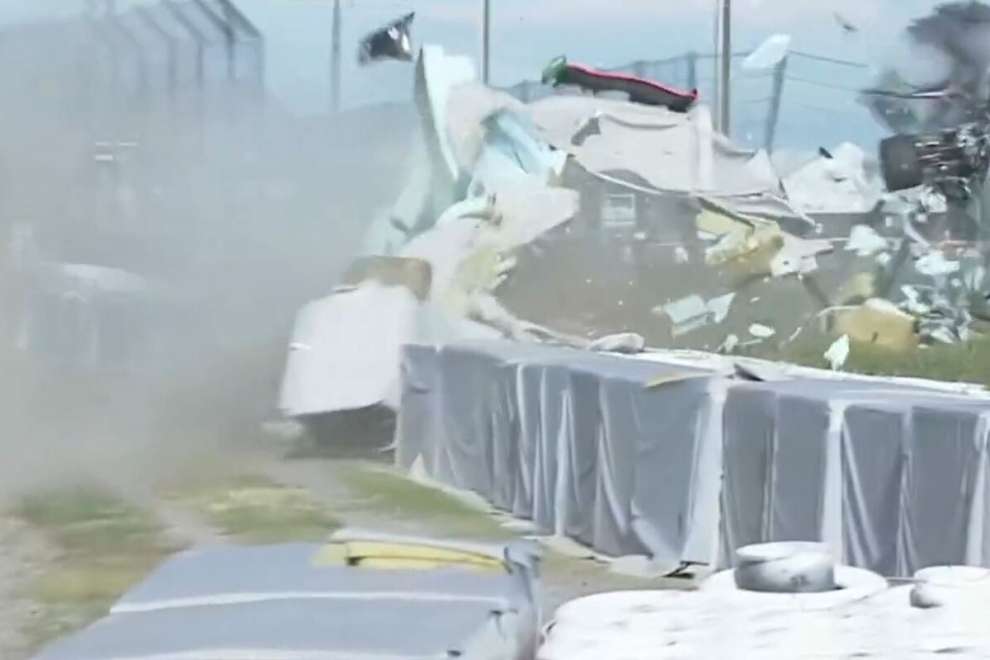 Super Formula / Paura a Suzuka: incidente alla 130R, auto precipita fino alla Degner – VIDEO