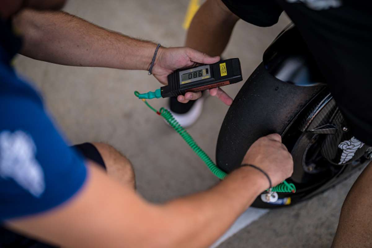 KTM sulla pressione gomme: &#8220;La colpa è dell&#8217;abbassatore e non di Michelin&#8221;